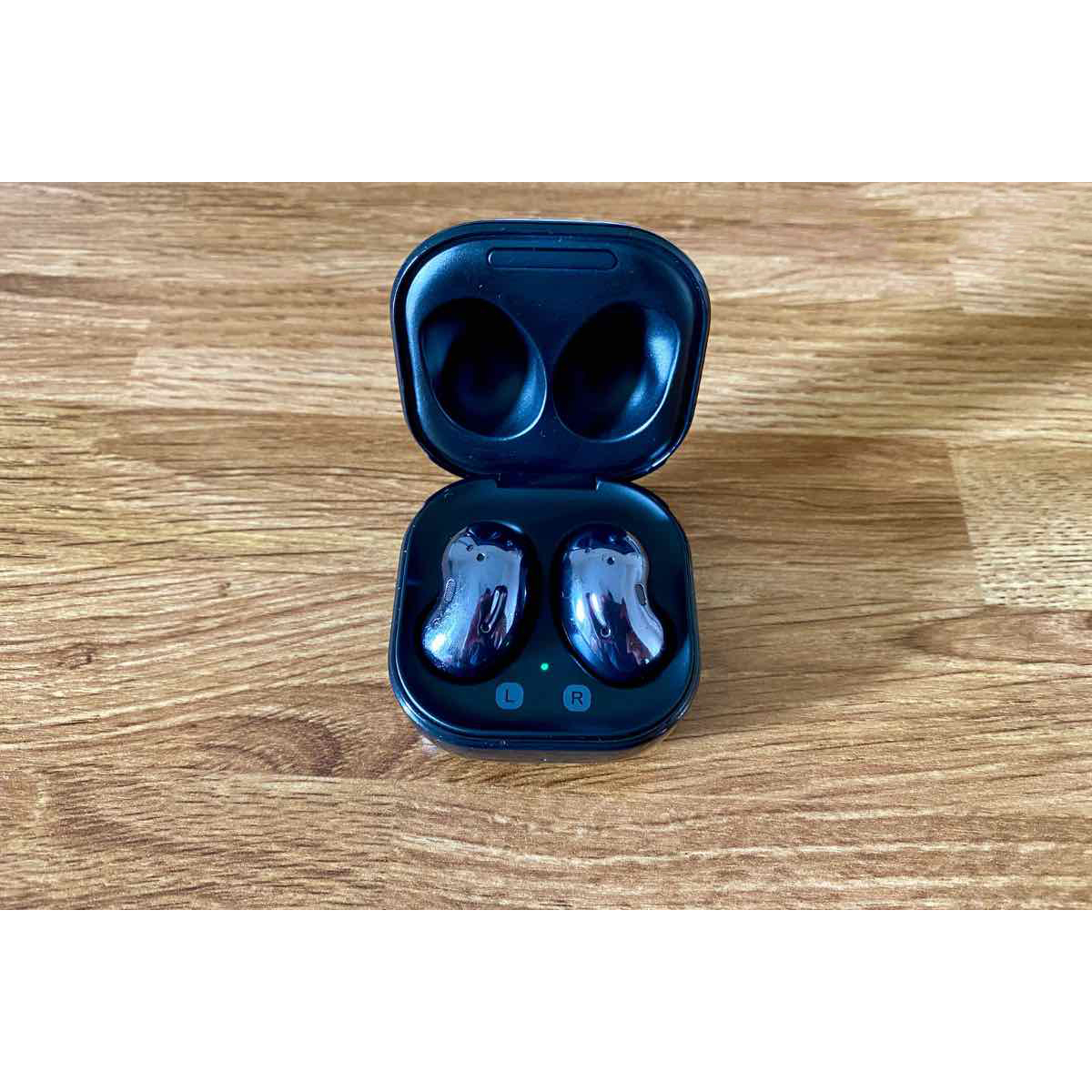 هدفون بی سیم سامسونگ مدل Galaxy Buds Live main 1 28